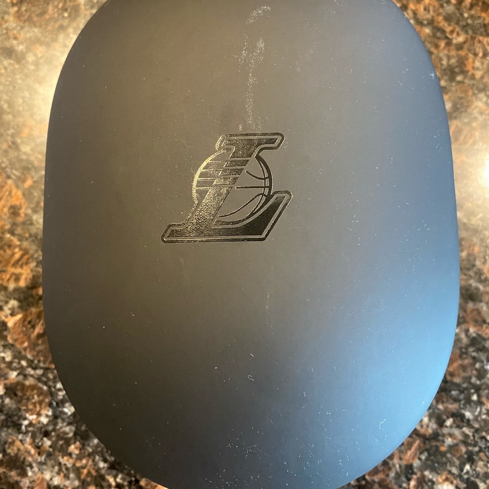 Lakers Beats by Dre Studio 3 NBA Collection